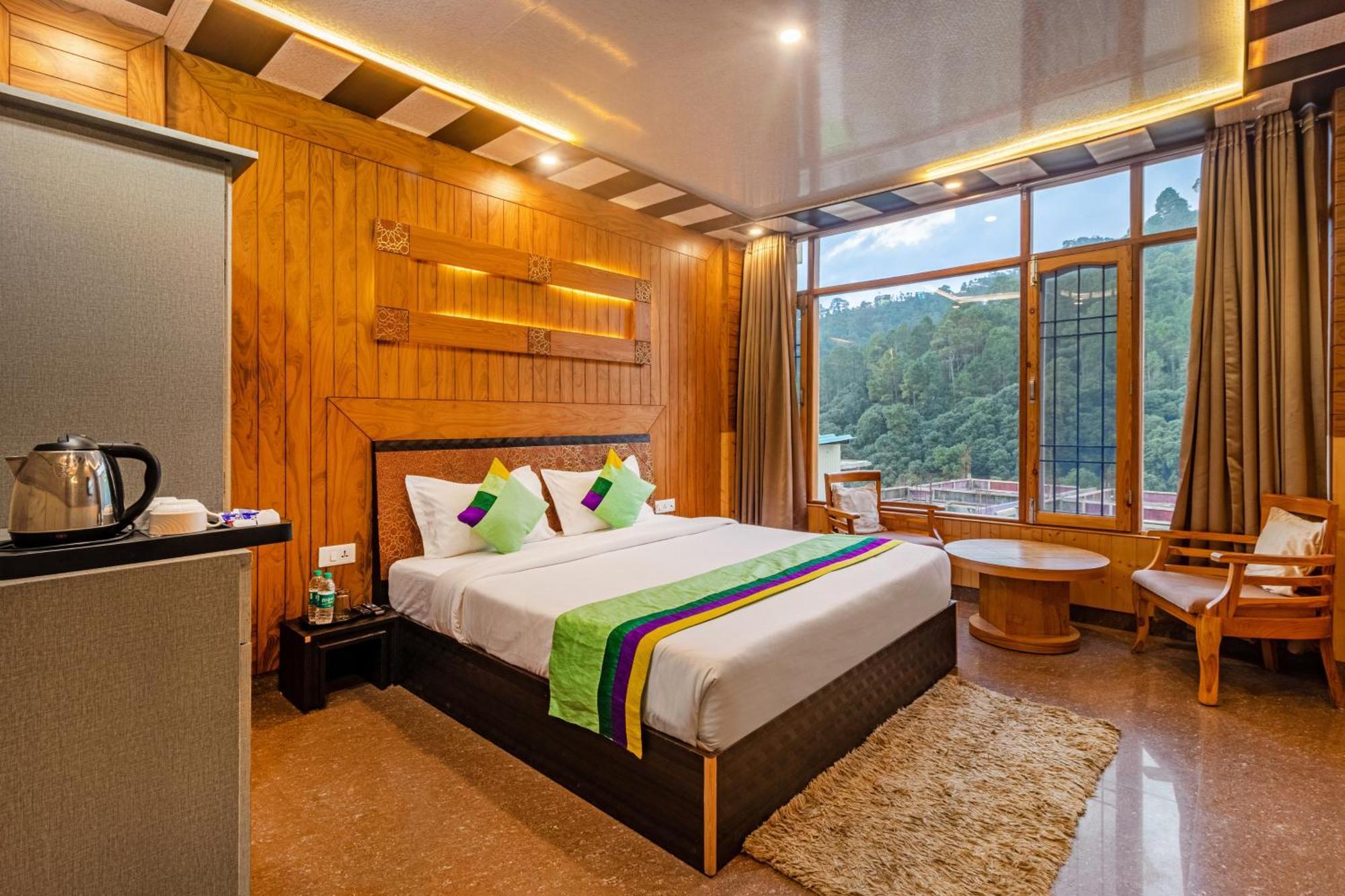 Treebo Srishti Vaikunth With Mountain View Hotel Shimla Buitenkant foto