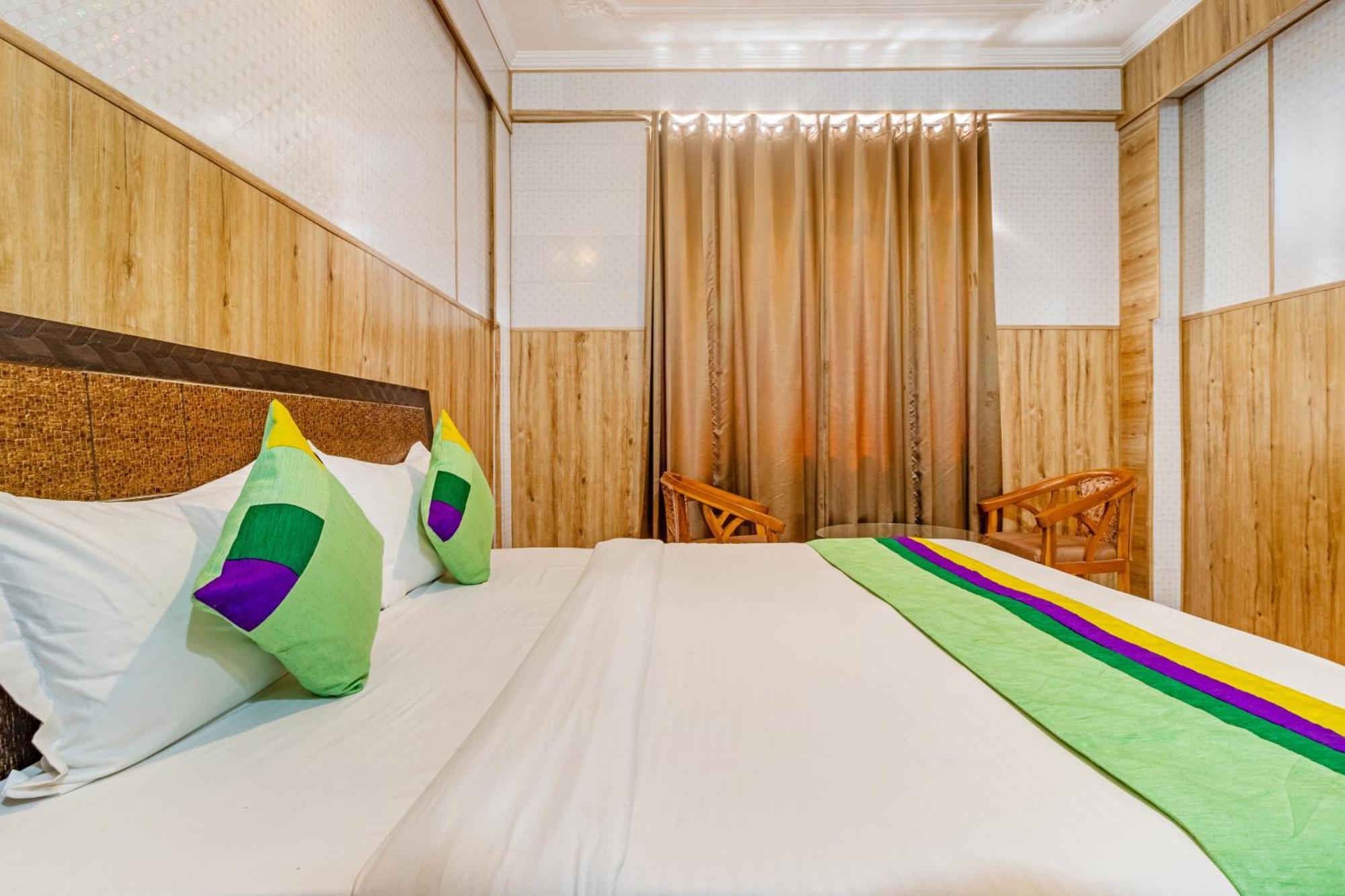 Treebo Srishti Vaikunth With Mountain View Hotel Shimla Buitenkant foto